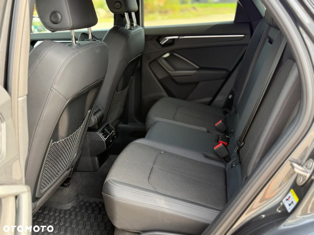 Audi Q3 45 TFSI e S Line S tronic - 12