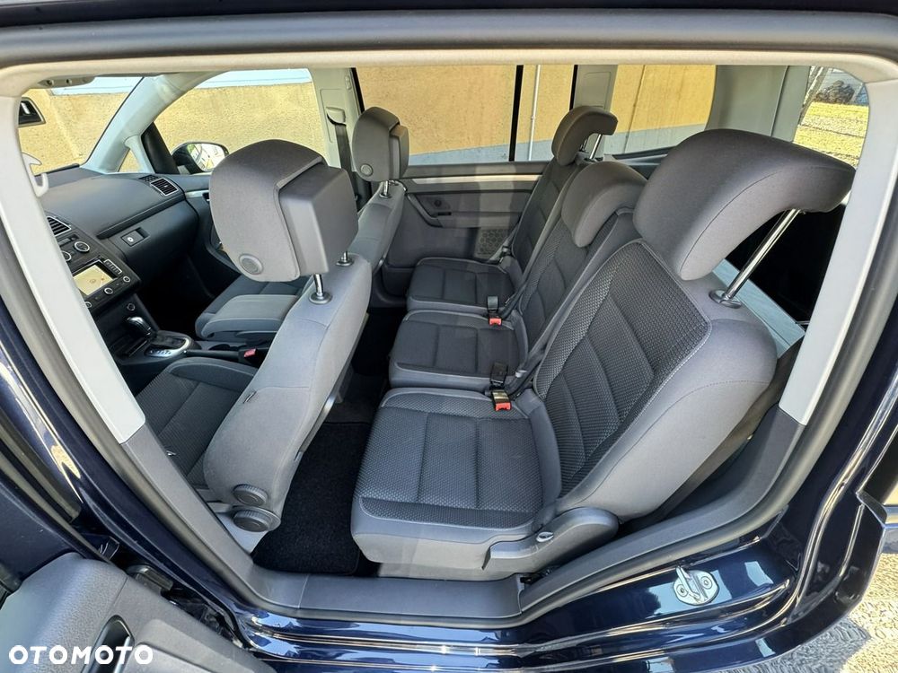 Volkswagen Touran 1.6 TDI DPF BlueMotion Technology DSG Comfortline - 19