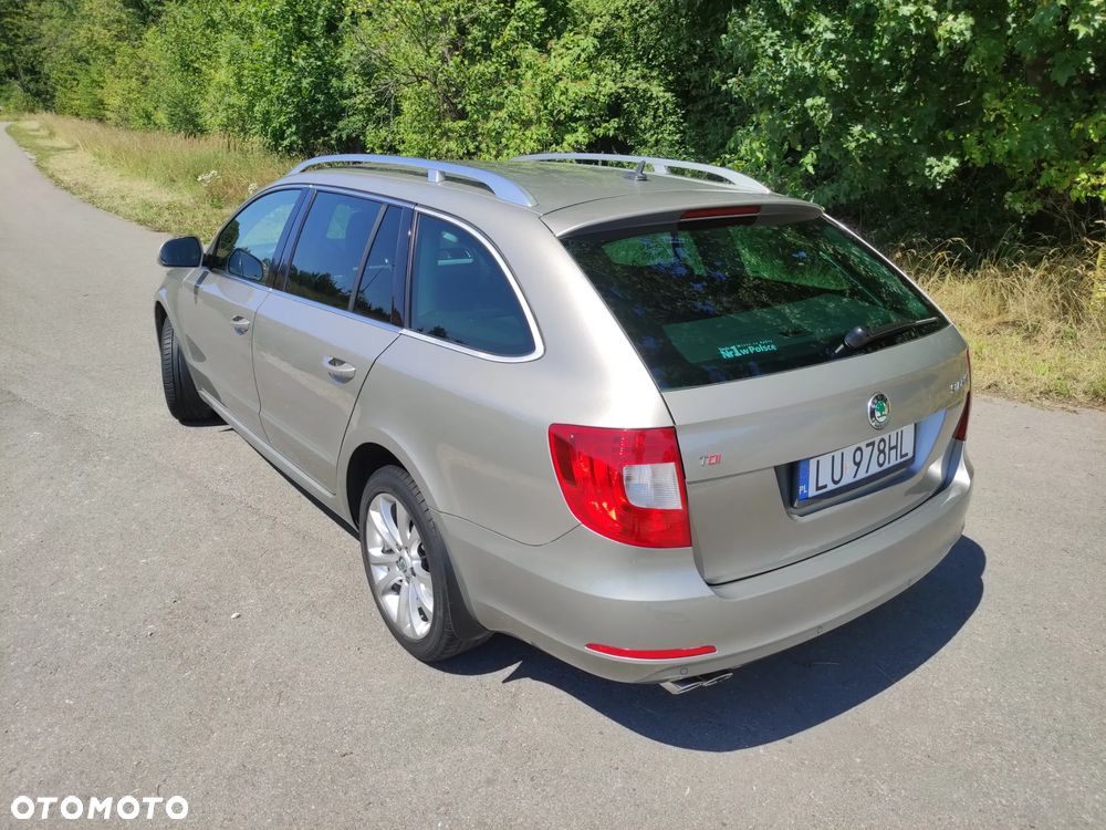 Skoda Superb 2.0 TDI Ambition - 3