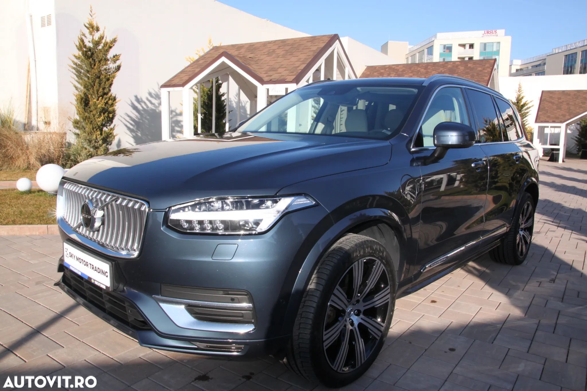Volvo XC 90 - 1