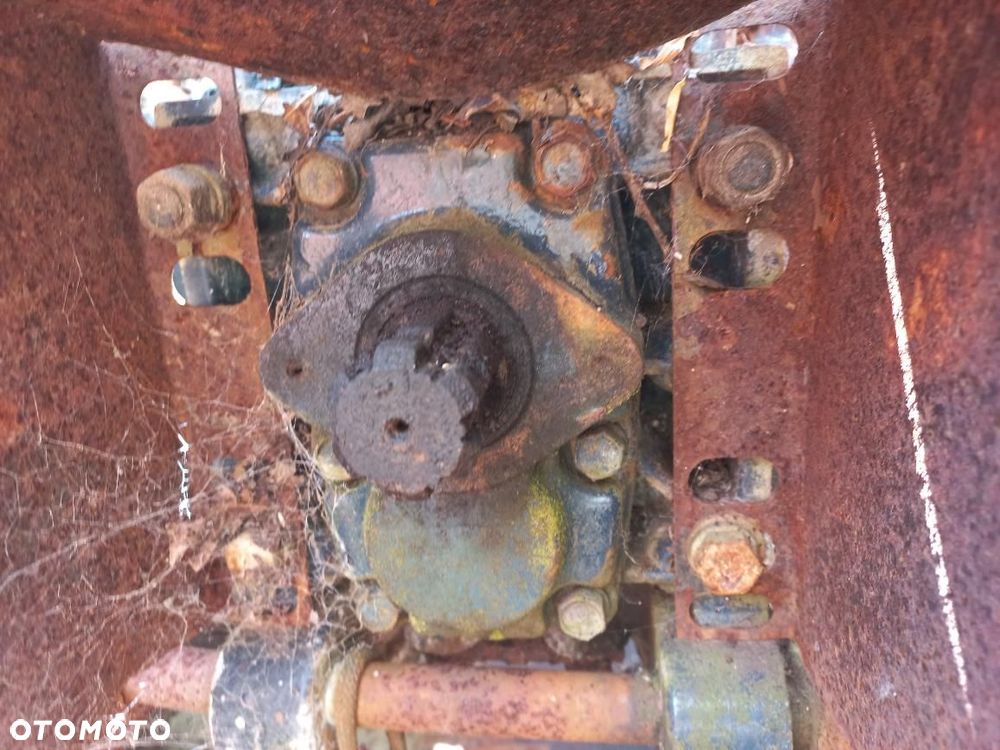 KUBOTA B1400 DT 16 4WD napęd,felgi,koła,most,skrzynia,wom,korpus,pokrywa,przekładnia,koło zębate,tryb,wałek,silnik.6001,75,803,291 - 8