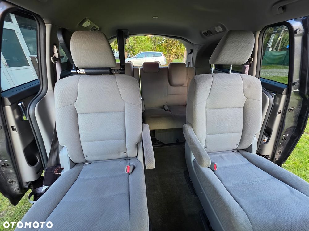 Honda Odyssey 3.5 LX - 13