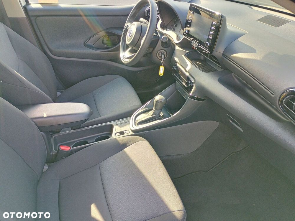 Toyota Yaris Hybrid 1.5 Active - 11
