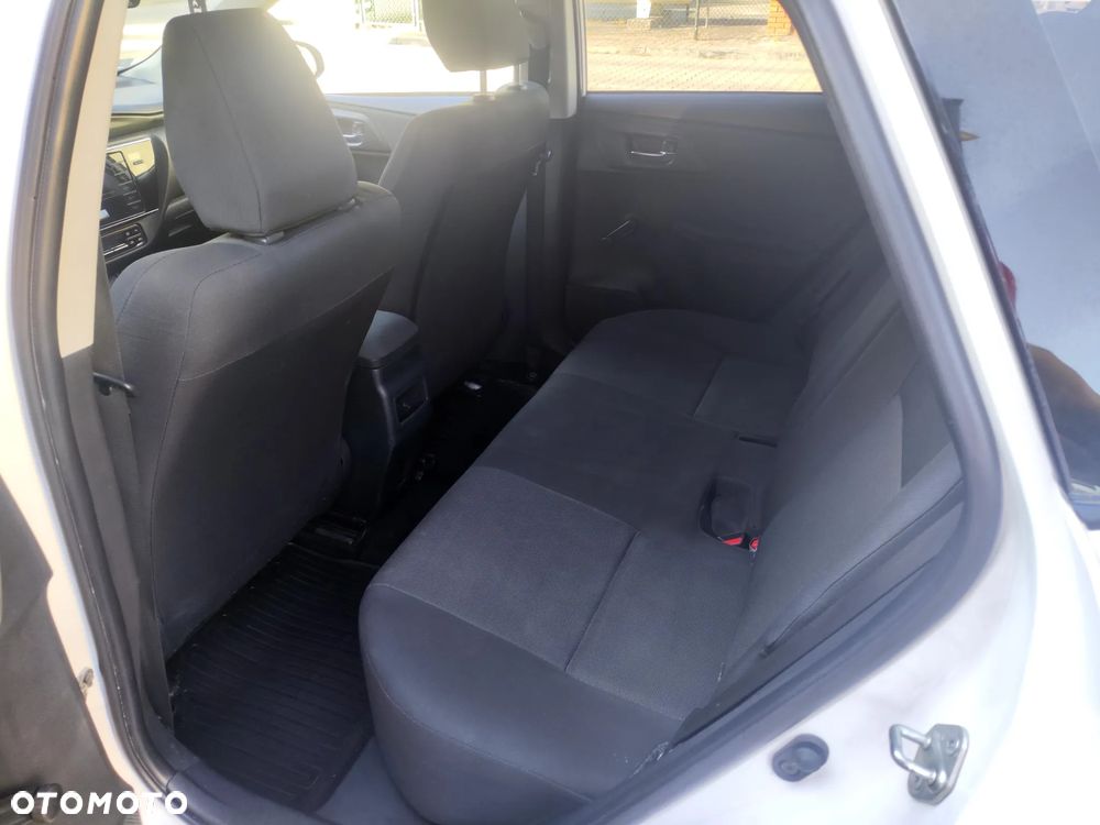 Toyota Auris 1.33 VVT-i Active - 12