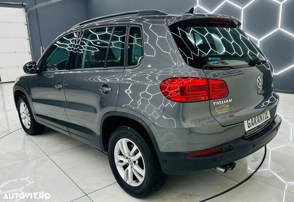 Volkswagen Tiguan 2.0 TDI DPF BlueMotion Technology Trend & Fun - 4