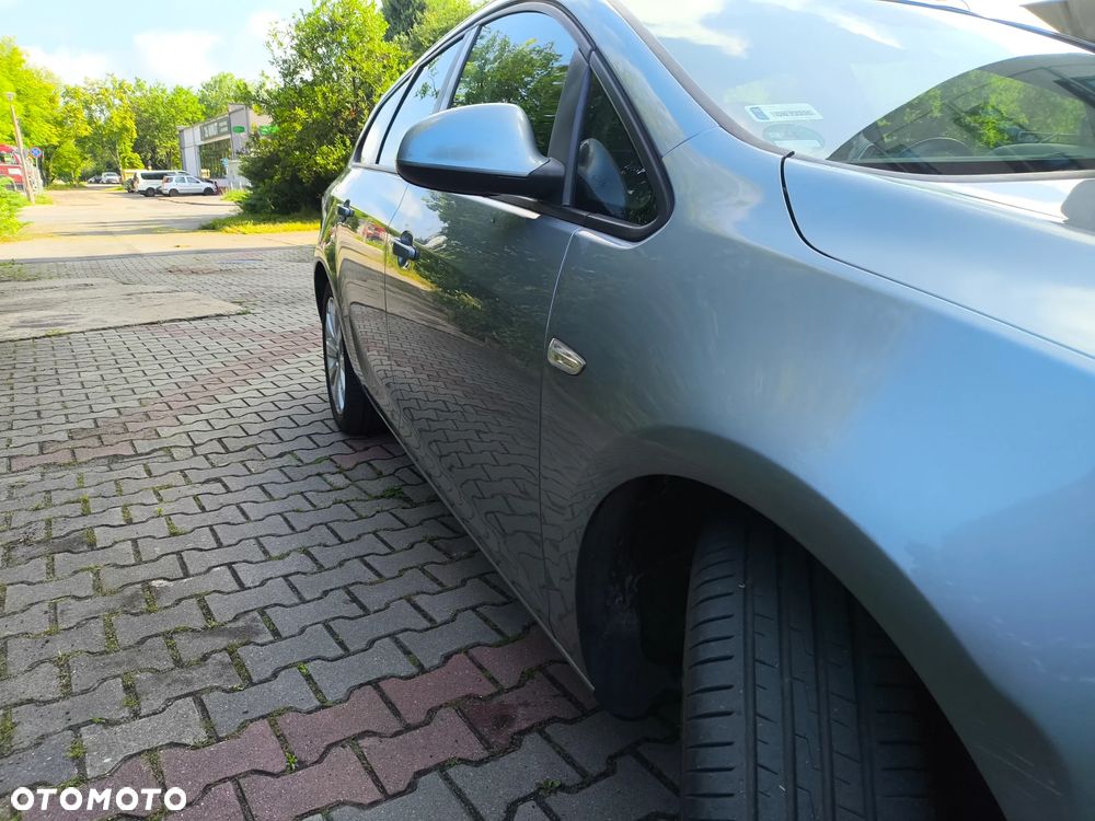 Opel Astra 1.6 Cosmo - 14
