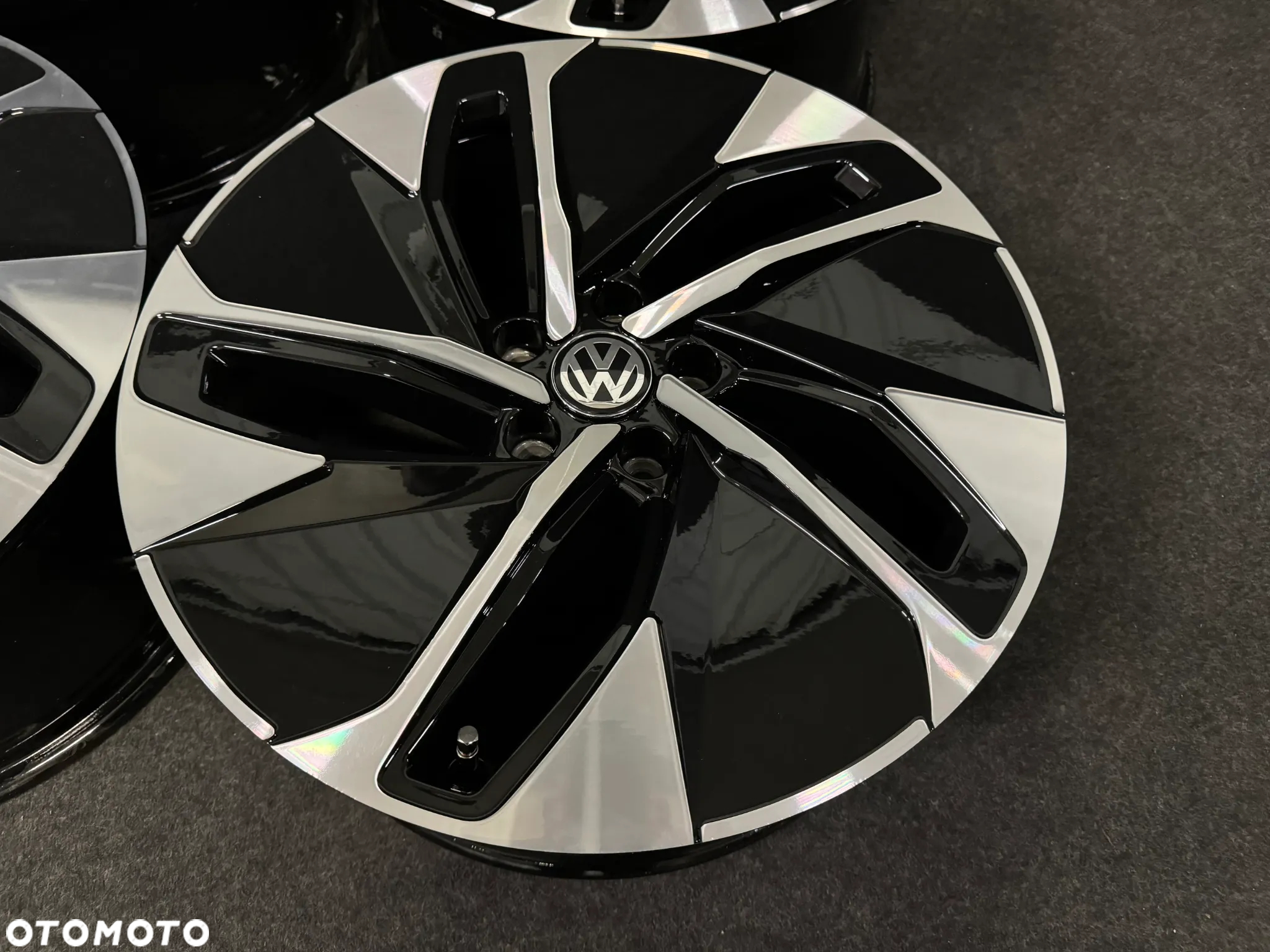 Alufelgi VW ID.4, Tiguan II, T-Roc, Passat B8 19 cali 5x112 4szt. Ładne! - 11