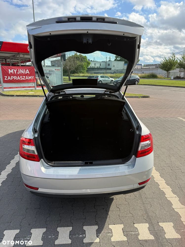 Skoda Octavia 1.6 TDI Ambition - 13