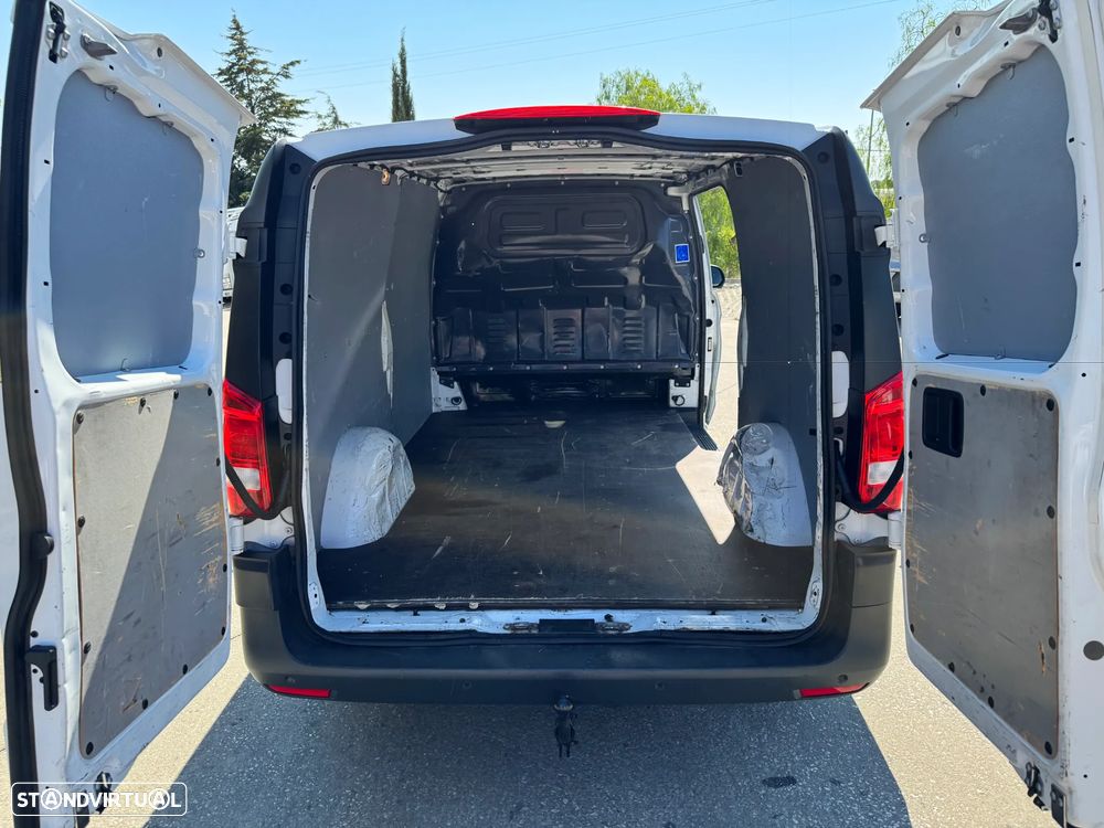 Mercedes-Benz Vito Longa 111 CDI - 9