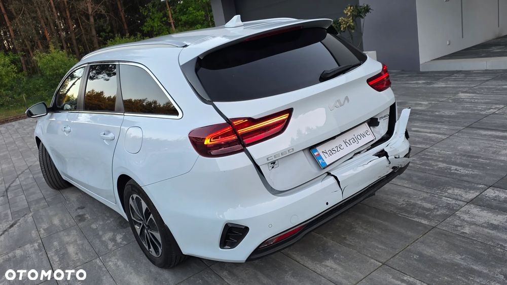 Kia Ceed 1.5 T-GDI Tribute DCT - 14