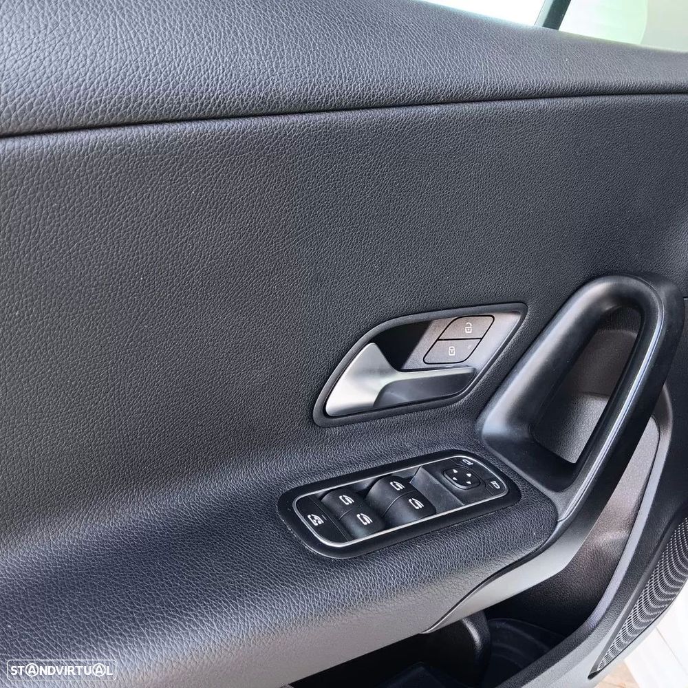 Mercedes-Benz A 180 d Style - 29