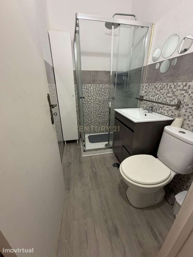 Apartamento T1 + 1 em Quinta da Lomba,  Barreiro - Grande imagem: 5/9