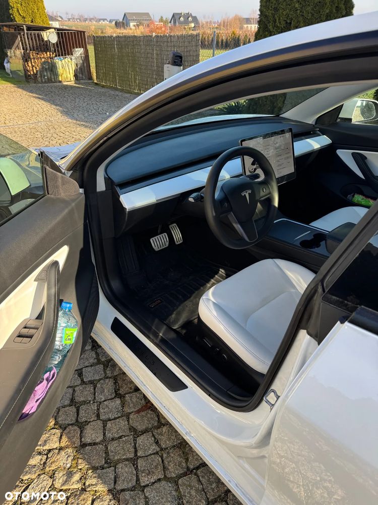 Tesla Model 3 Performance AWD - 3