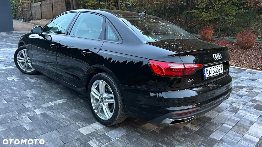 Audi A4 Limousine - 4