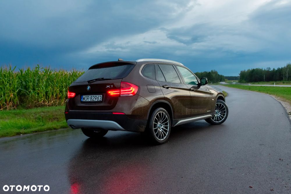 BMW X1 sDrive20d - 13
