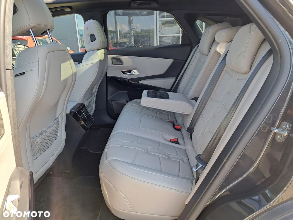 DS Automobiles DS 7 Crossback 1.6 E-Tense 4x4 So Chic - 11