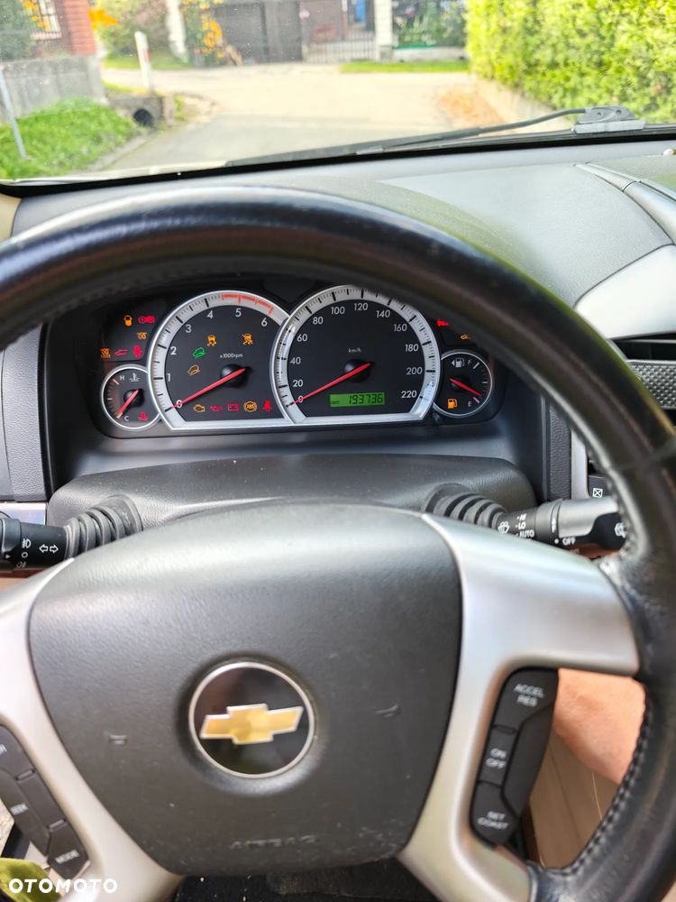 Chevrolet Captiva 2.0 d LT high 5os - 6