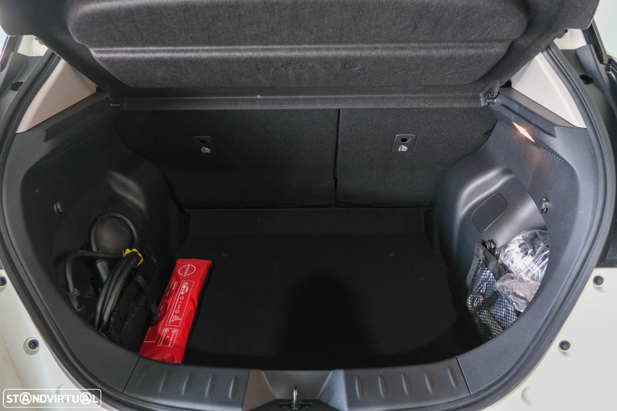 Nissan Leaf N-Connecta - 41