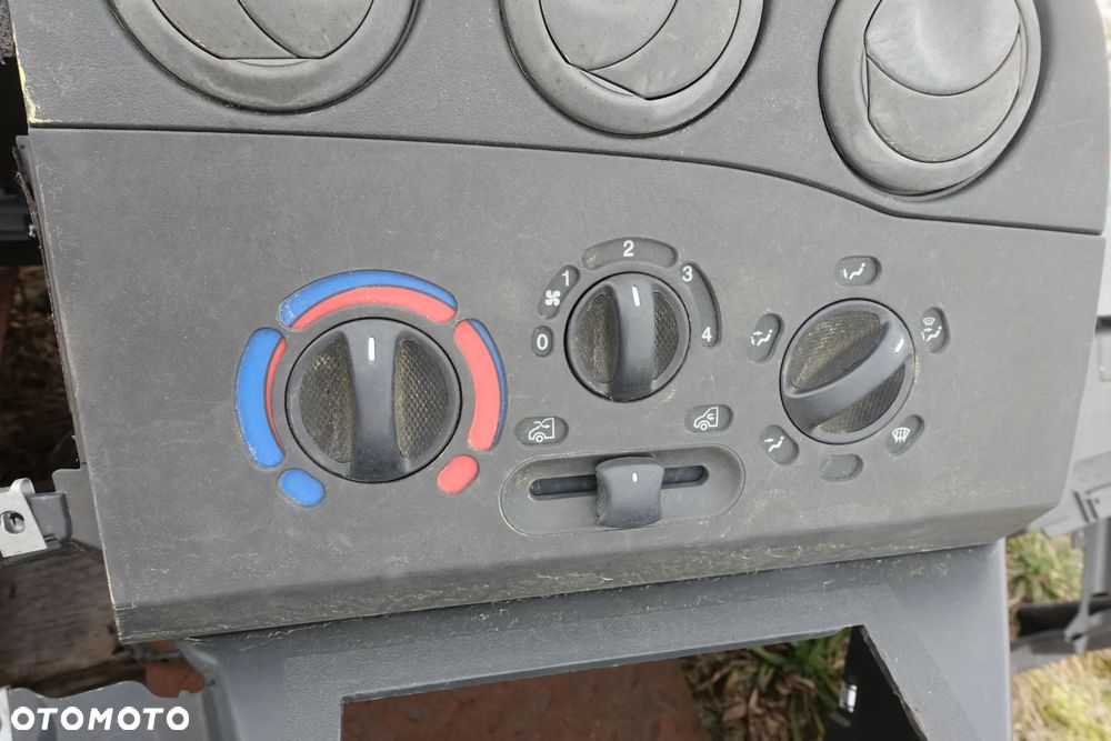 KONSOLA DESKA PANEL WIĄZKA IVECO DAILY III 2.8 00-06r. - 7