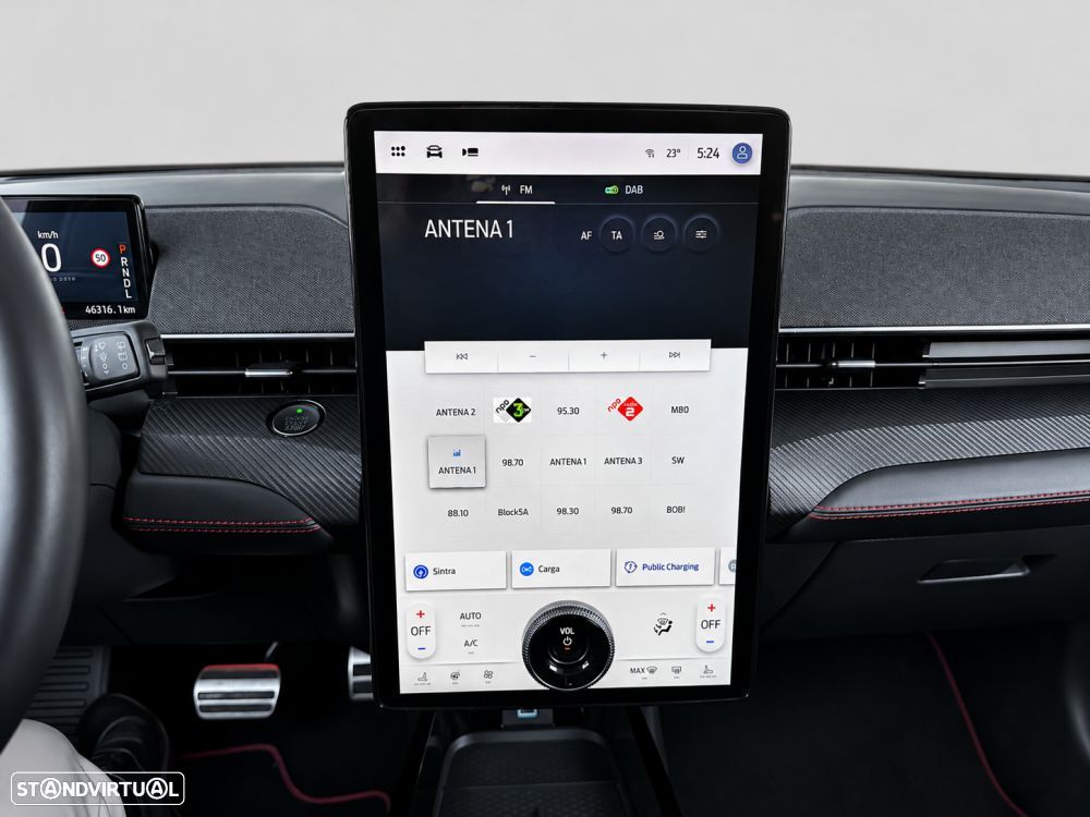 Ford Mustang Mach-E 75.7 kWh Premium AWD - 18