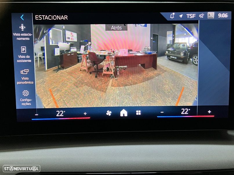 BMW X1 sDrive18i - 27