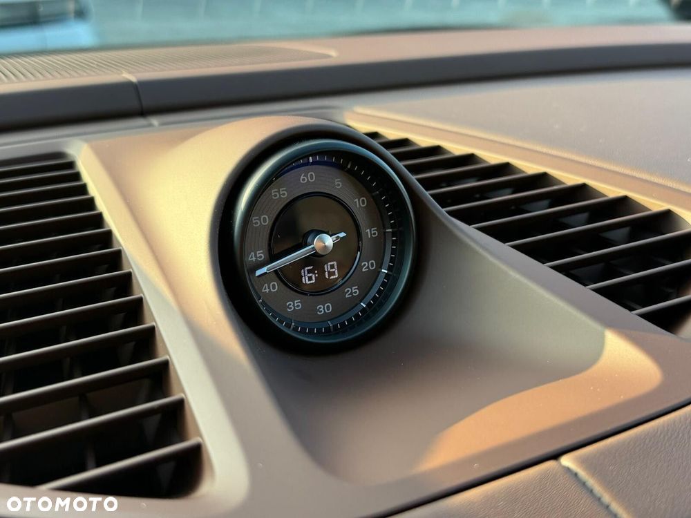 Porsche Macan - 21