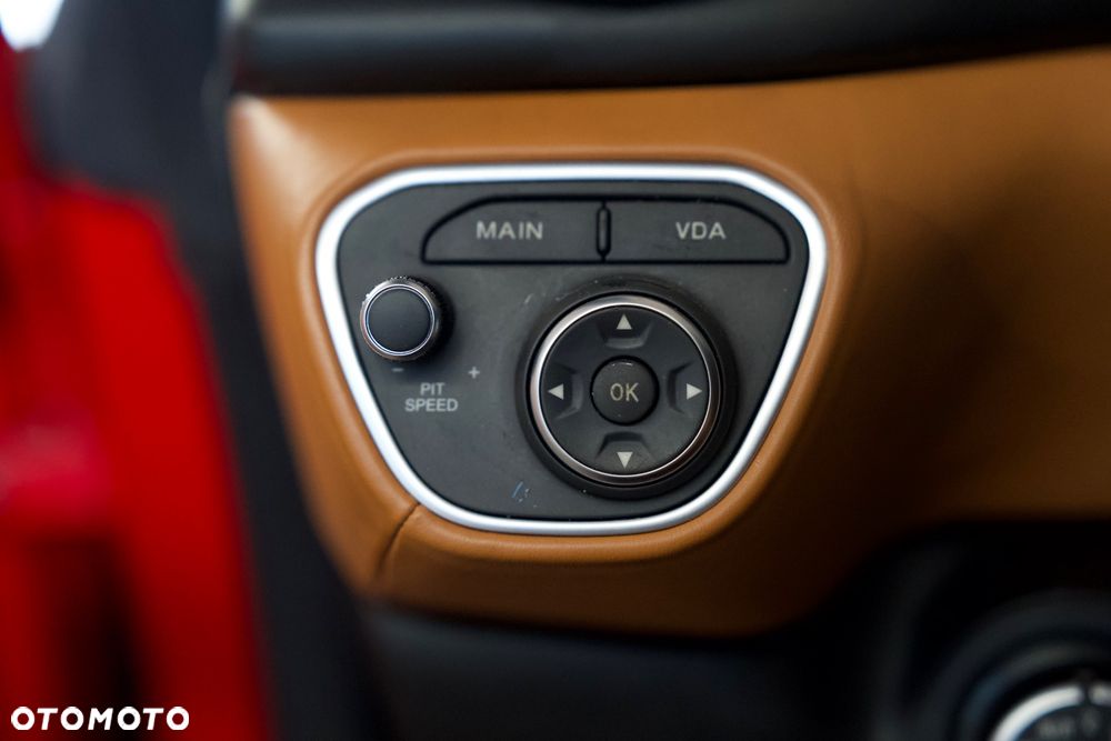 Ferrari California T - 36