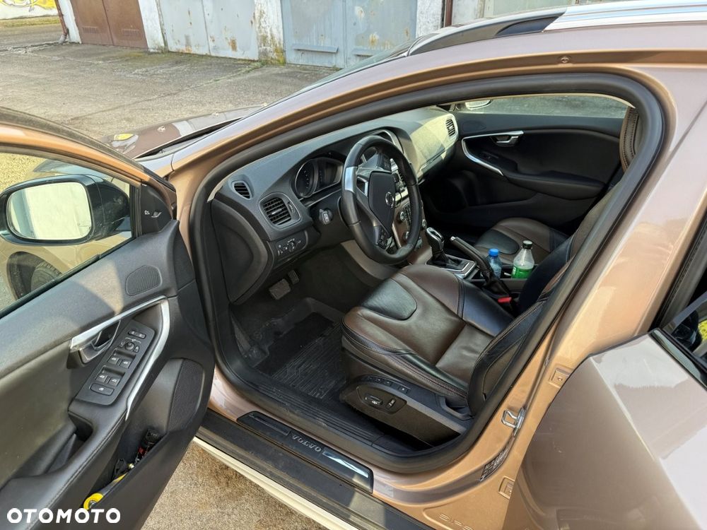 Volvo V40 Cross Country T3 Drive-E Summum - 7