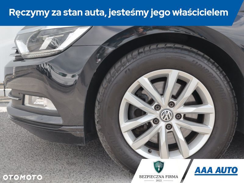 Volkswagen Passat Variant - 17