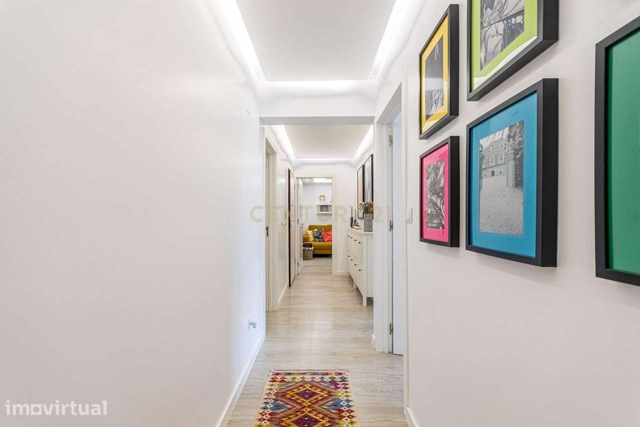 ✨ T2 Totalmente Remodelado | Luminoso | Excelente Localização em Agual - Grande imagem: 5/28