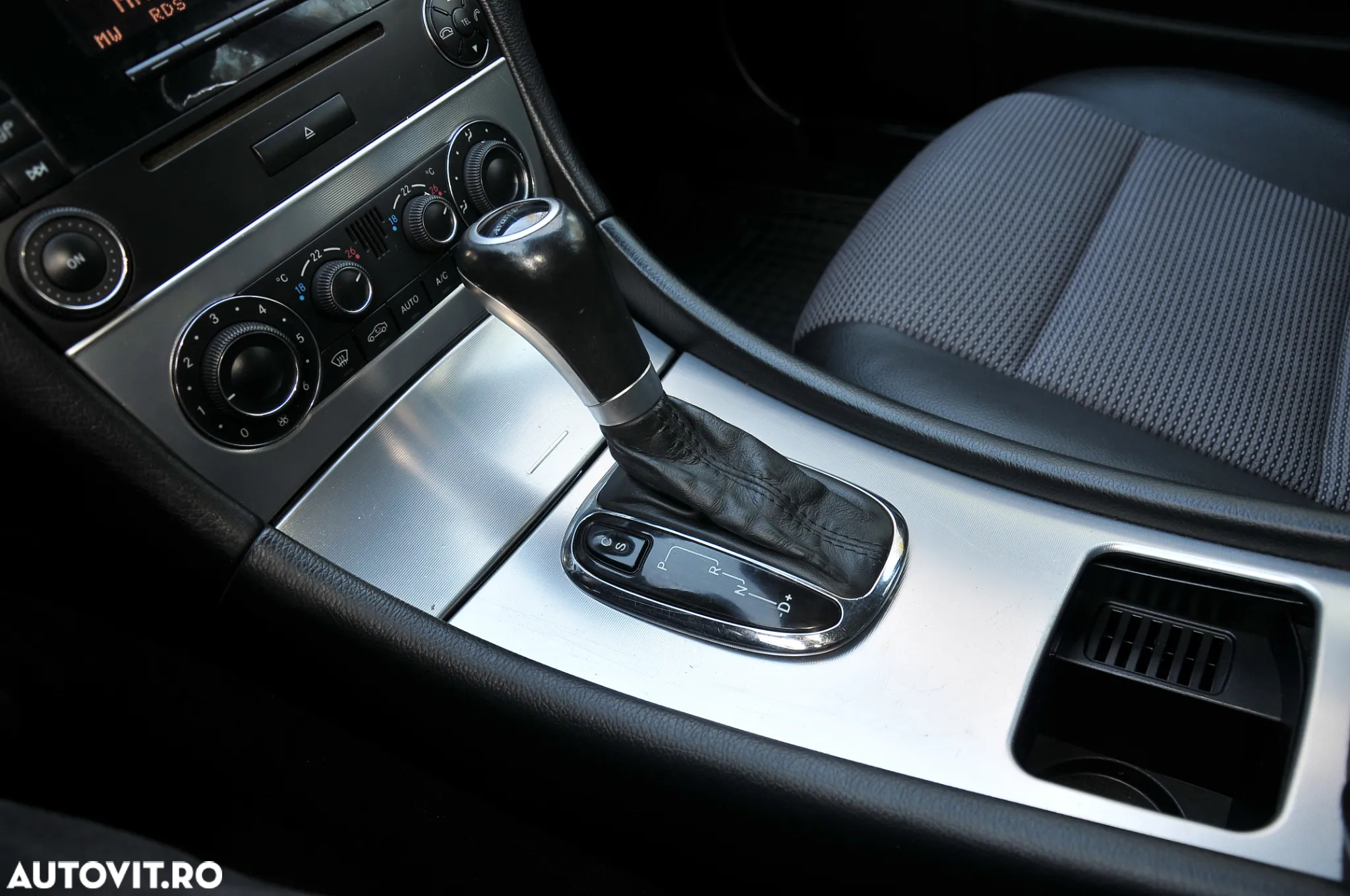 Mercedes-Benz C - 7