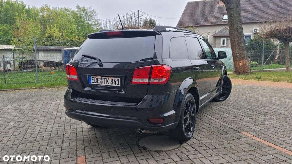 Fiat Freemont 2.0 Multijet 16V DPF Automatik Allrad Black Code - 8