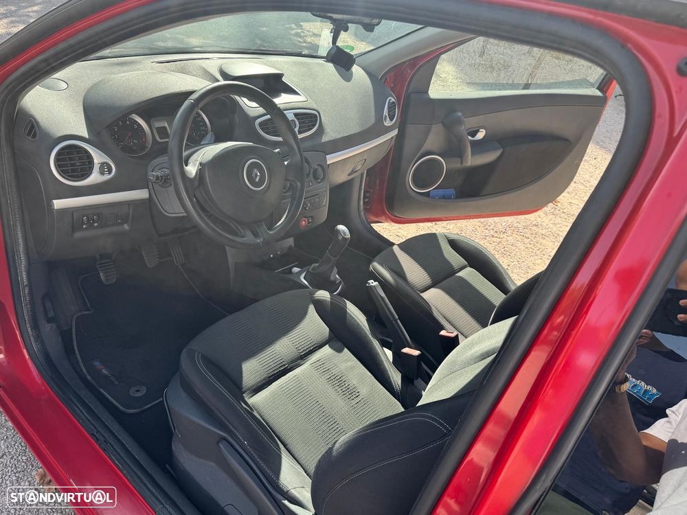 Renault Clio 1.2 TCE GT J15 - 13