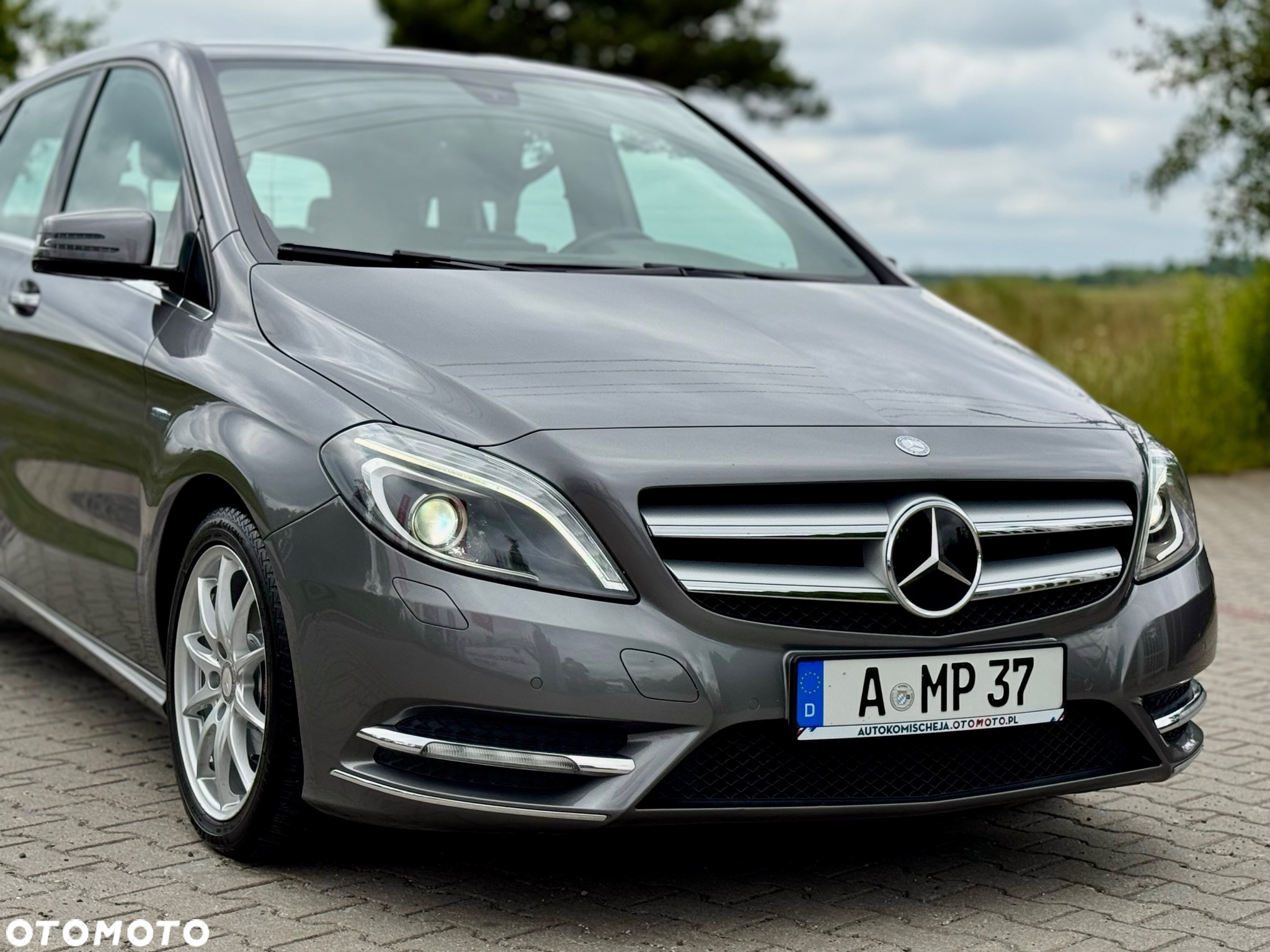 Mercedes-Benz Klasa B 180 BlueEFFICIENCY Edition - 5