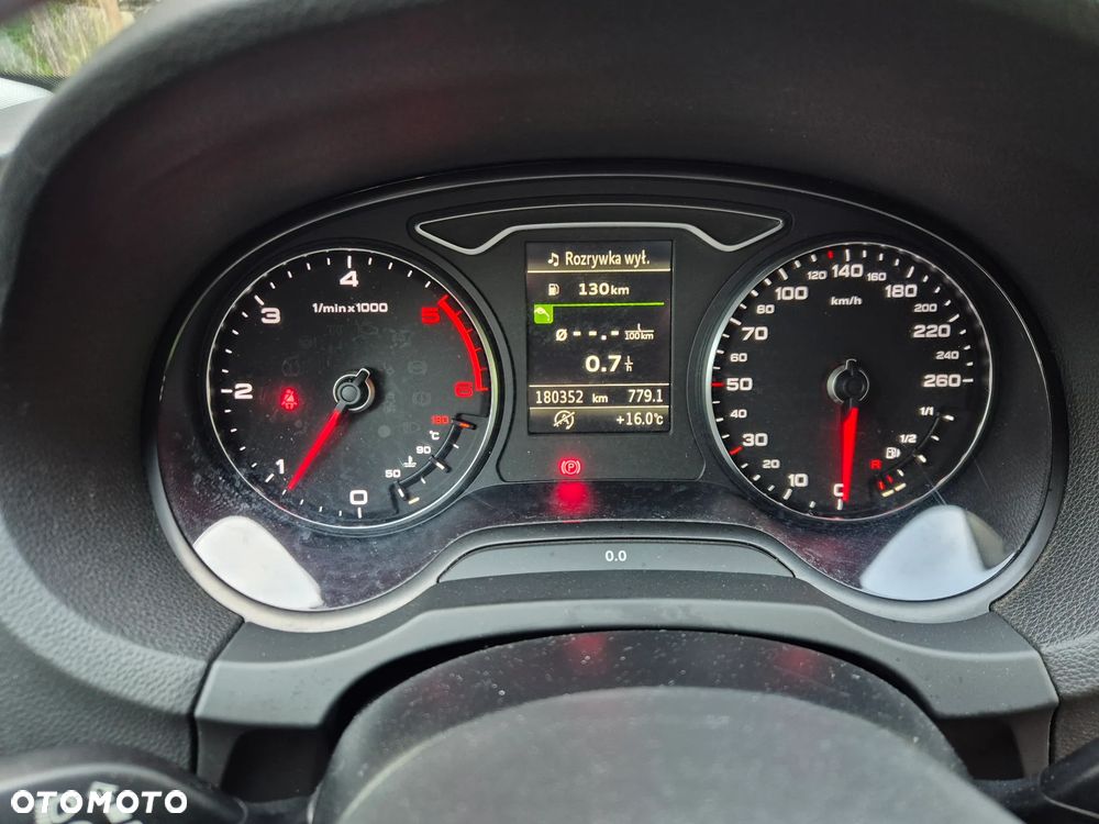 Audi A3 Sportback 2.0 TDI (clean diesel) quattro Ambition - 14