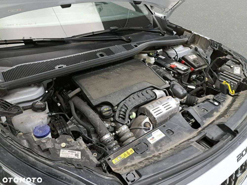 Peugeot 2008 - 14