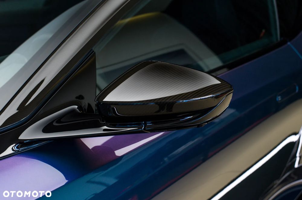 Aston Martin DBS - 12