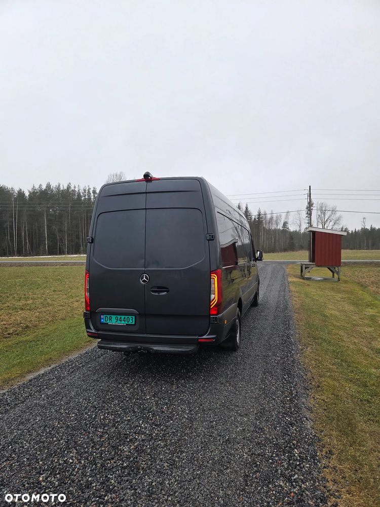 Mercedes-Benz Sprinter 319 - 6