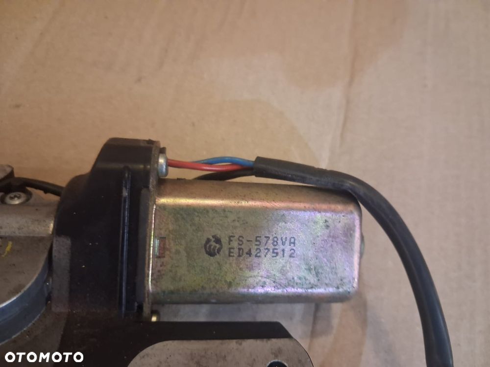 Zamek klapy bagażnika BMW E39  KOMBI  8362371  OE - 3