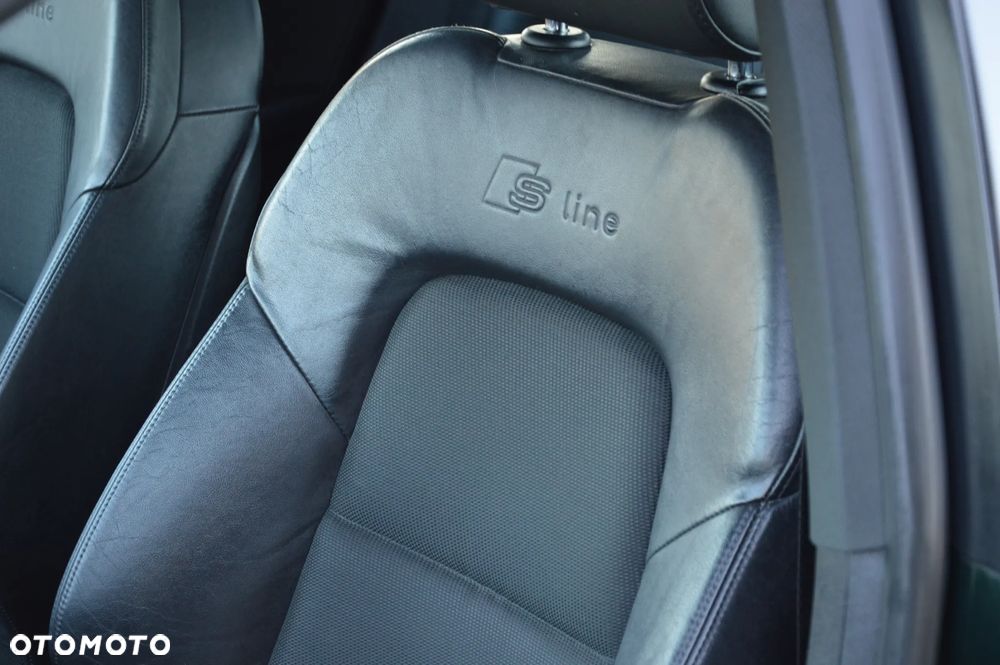 Audi A3 Sportback 2.0 TDI S line Sportpaket plus - 31