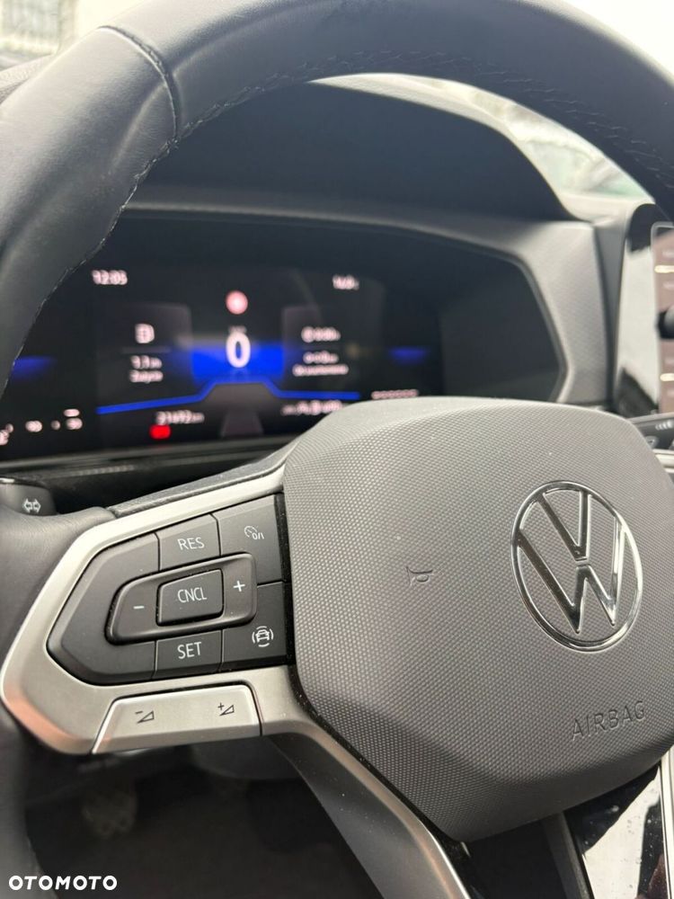 Volkswagen T-Roc - 36