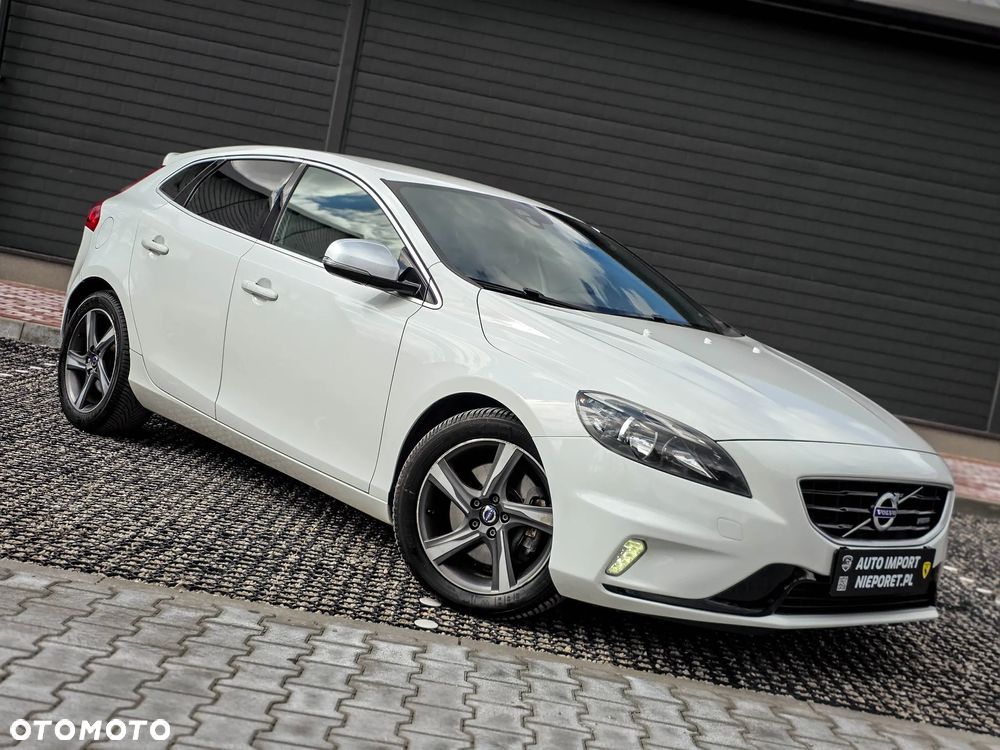 Volvo V40 D3 Geartronic R Design - 36