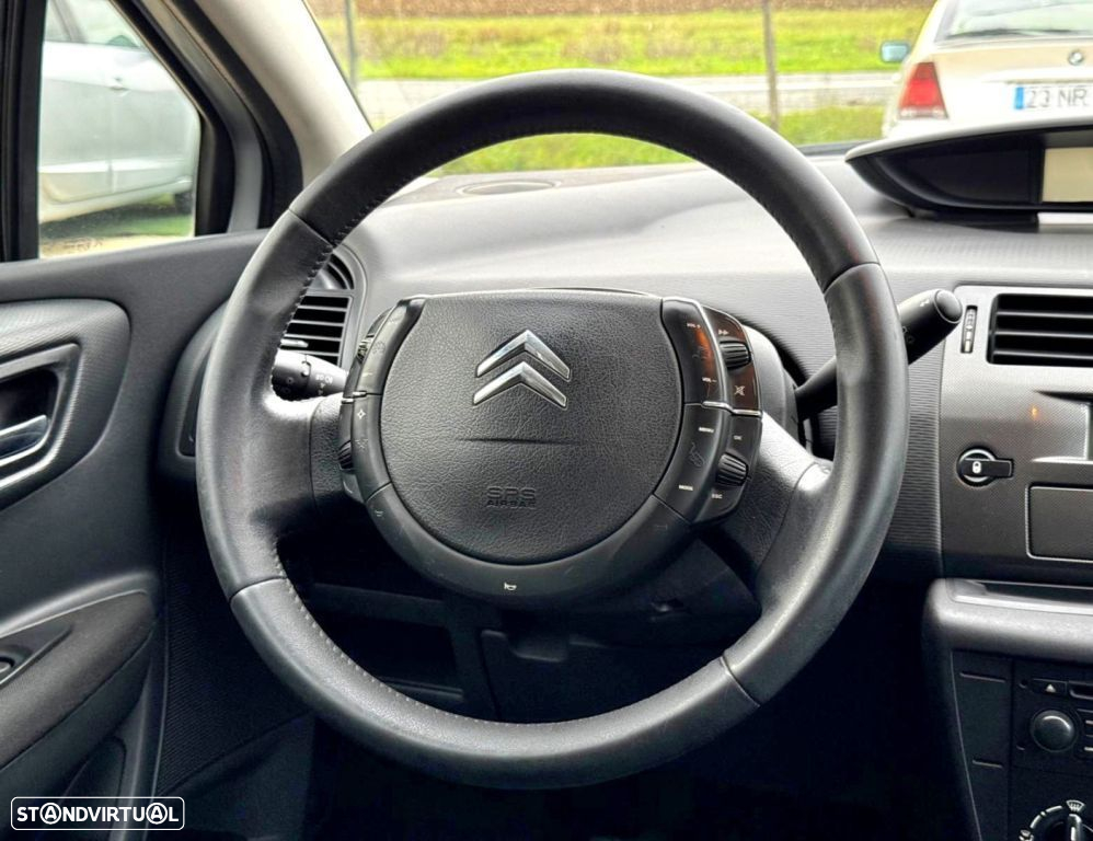 Citroën C4 1.6 HDi SX - 11