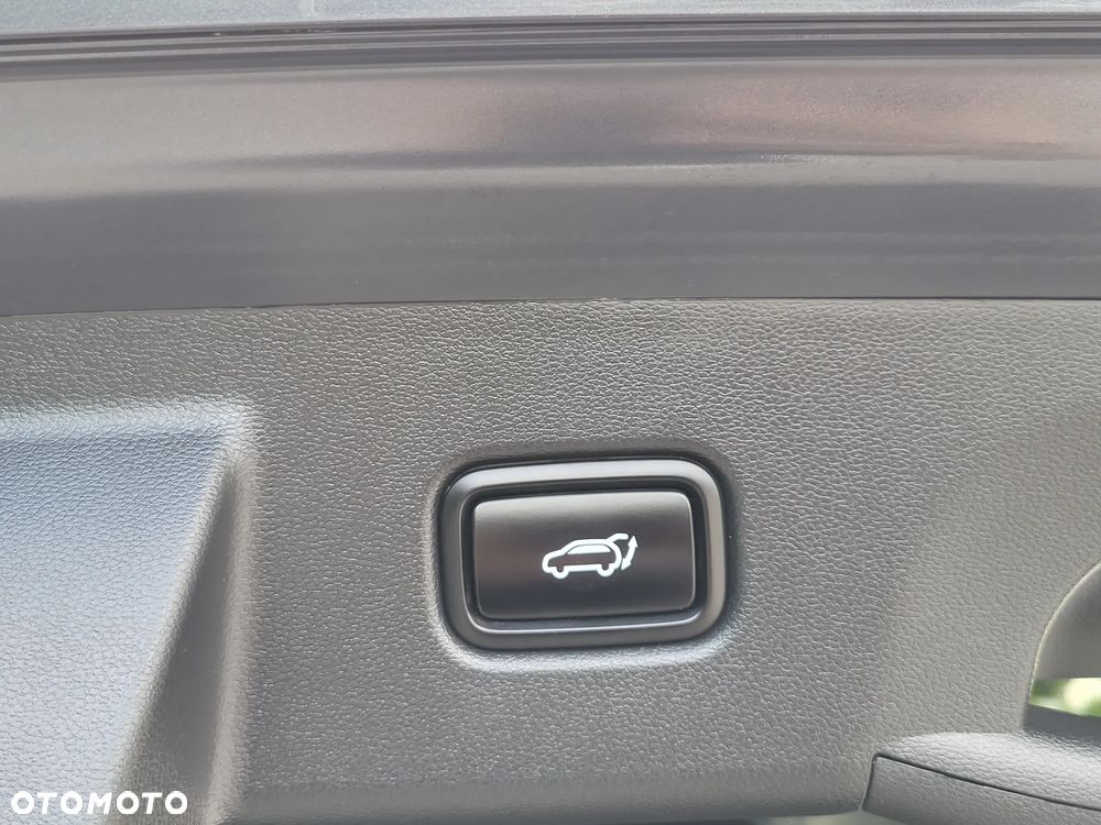 Hyundai Tucson 1.6 T-GDi HEV Executive 4WD - 28