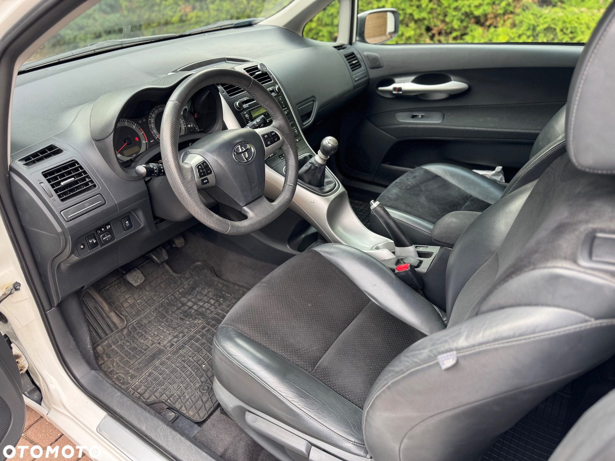 Toyota Auris 1.6 Dynamic - 5
