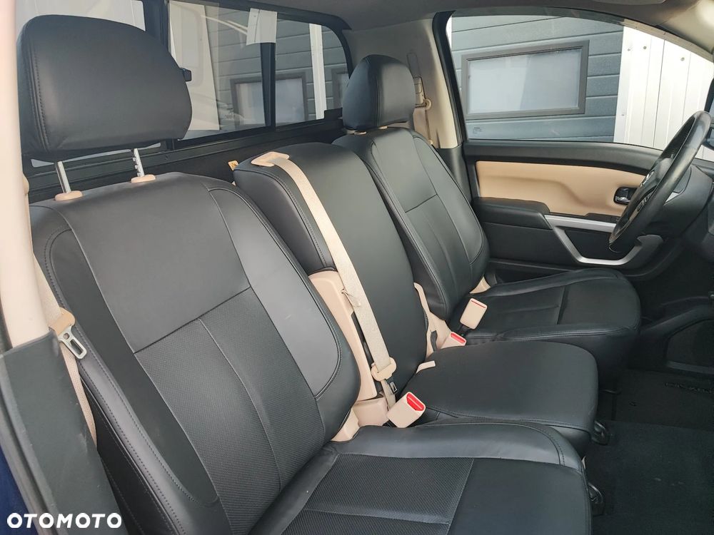Nissan Titan - 11