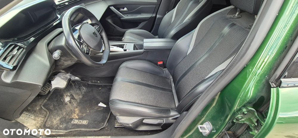 Peugeot 308 1.6 Hybrid PHEV Active Pack EAT8 - 27