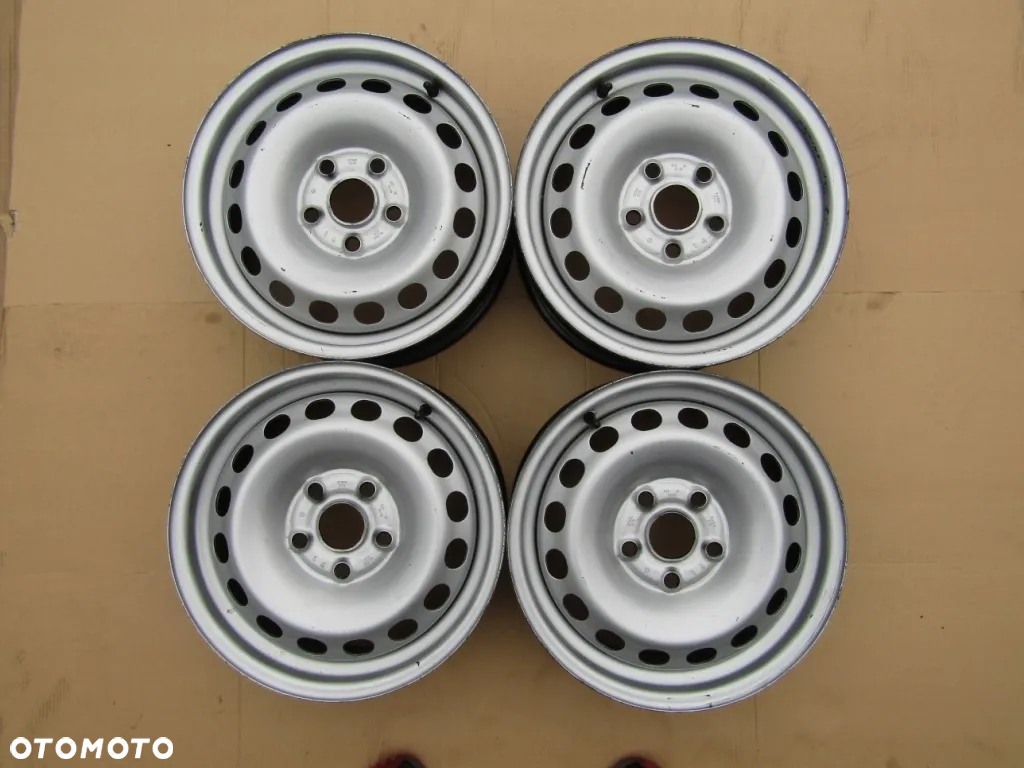 4x Felgi 15 VW Golf V VI Caddy Jetta Touran Skoda Octavia II Seat Leon II - 12