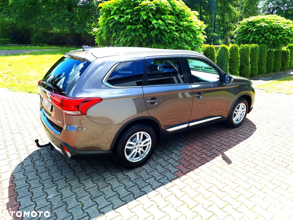 Mitsubishi Outlander 2.0 4WD CVT Plus - 4