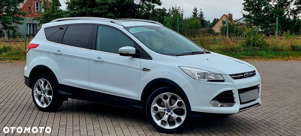 Ford Kuga - 12
